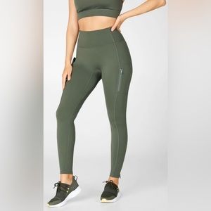 EUC! Fabletics Trinity Motion 365 Utility Leggings